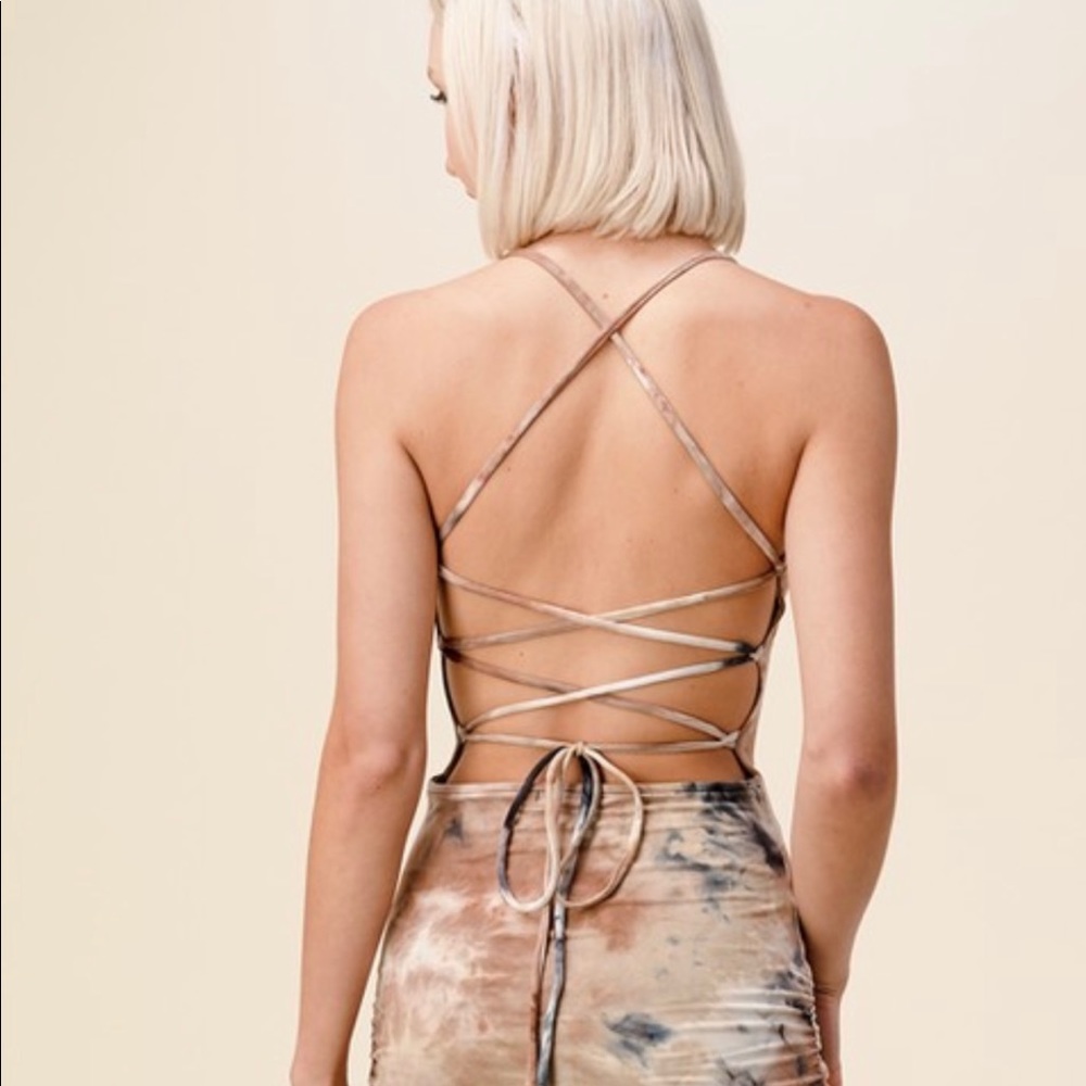 VANESSA TIE DYE RUCHED OPEN BACK DRESS - Picture 5 of 5
